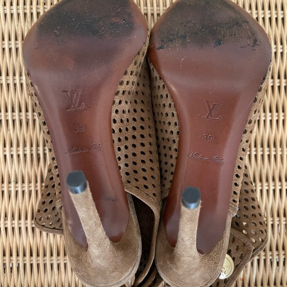 Authentic Louis Vuitton Suede Brown Heels - Picture 6 of 7